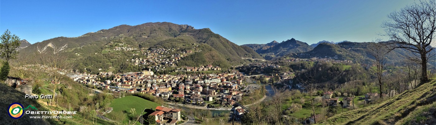 12 Splende il sole sulla conca di Zogno.jpg